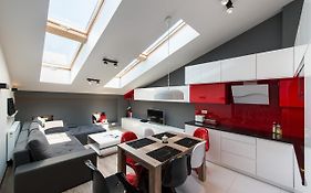 Apartament Miodowa